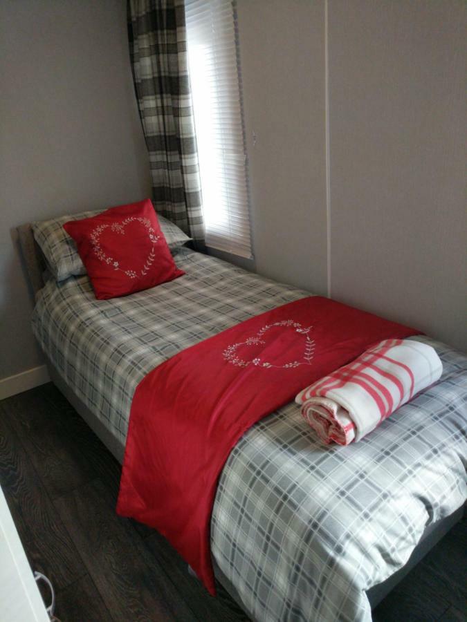 Tarrareoch Guest House บาธเกต ภายนอก รูปภาพ